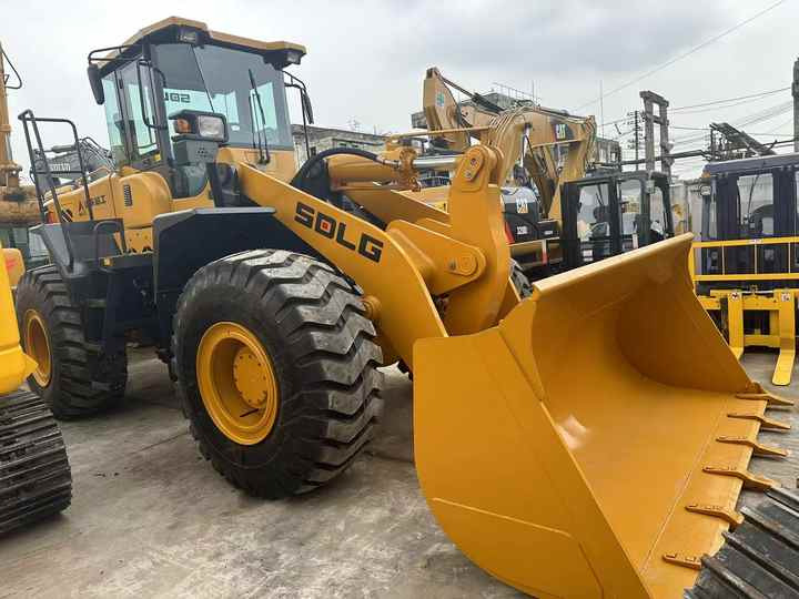اللودر بعجل China Famous Brand SDLG Used SDLG 958L Wheel Loader Running Working Condition Low Price for Sale: صورة 6 اللودر بعجل China Famous Brand SDLG Used SDLG 958L Wheel Loader Running Working Condition Low Price for Sale: صورة 6