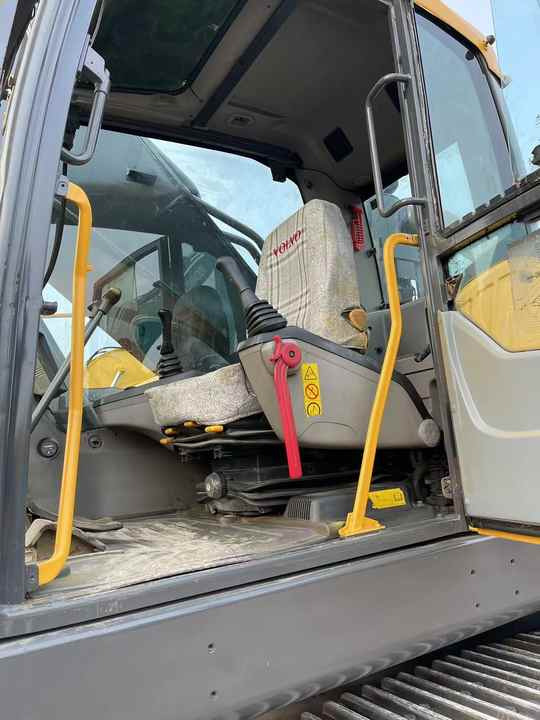 Good Condition VOLVO EC480DL Excavator Low Price Large Hydraulic Crawler Excavator volvo 480dl for Sale - حفار زاحف: صورة 2 Good Condition VOLVO EC480DL Excavator Low Price Large Hydraulic Crawler Excavator volvo 480dl for Sale - حفار زاحف: صورة 2