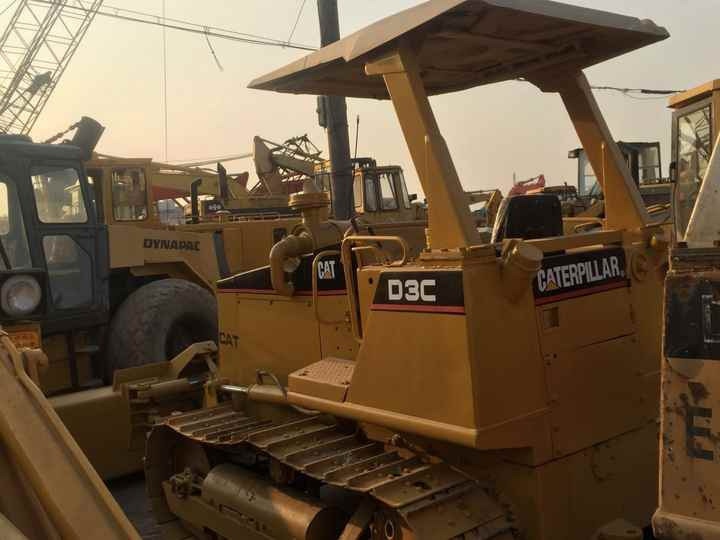 Mini CAT Bulldozer D3c D3 D3k D3m D4h D4m D4k D5h D5g D5k D5m Used Bulldozer with Ripper for Sale - بلدوزر: صورة 3 Mini CAT Bulldozer D3c D3 D3k D3m D4h D4m D4k D5h D5g D5k D5m Used Bulldozer with Ripper for Sale - بلدوزر: صورة 3