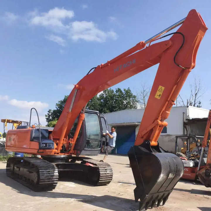 Original Japan Hitachi ZX200-5 Excavator Hitachi Excavator in Low Price for Hot Sale - حفار زاحف: صورة 2 Original Japan Hitachi ZX200-5 Excavator Hitachi Excavator in Low Price for Hot Sale - حفار زاحف: صورة 2