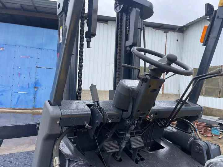 Seconh Hand Original tcm 7tons Forklift in High Quality on Hot Sale Used Building Construction Equipment for Sale - رافعة شوكية: صورة 4 Seconh Hand Original tcm 7tons Forklift in High Quality on Hot Sale Used Building Construction Equipment for Sale - رافعة شوكية: صورة 4