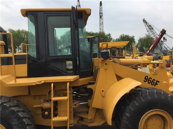 Used CAT 966f Wheel Loader Original Cat Construction Machine CAT 966f for Hot Sale Used Loader - اللودر بعجل: صورة 2 Used CAT 966f Wheel Loader Original Cat Construction Machine CAT 966f for Hot Sale Used Loader - اللودر بعجل: صورة 2