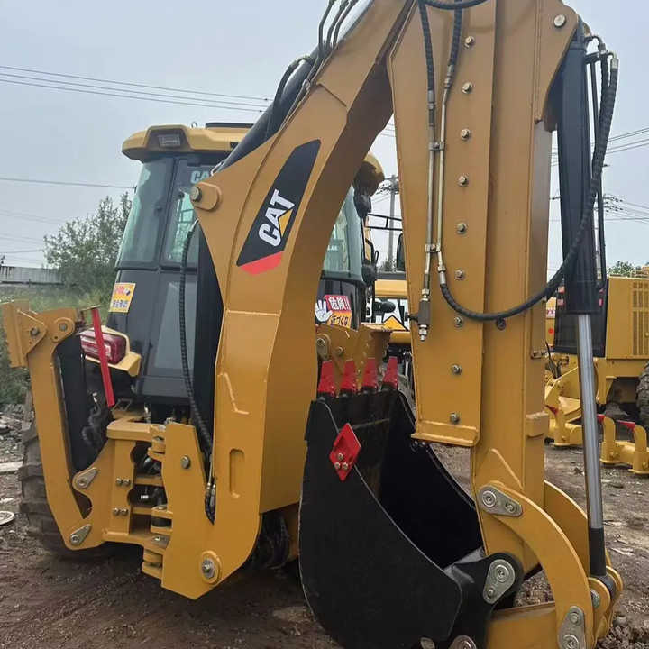 Used Caterpillar CAT 450F Retro Excavator CAT420F Cheap Price for Sale - لودر ذو محراث خلفي/ باكهو: صورة 5 Used Caterpillar CAT 450F Retro Excavator CAT420F Cheap Price for Sale - لودر ذو محراث خلفي/ باكهو: صورة 5