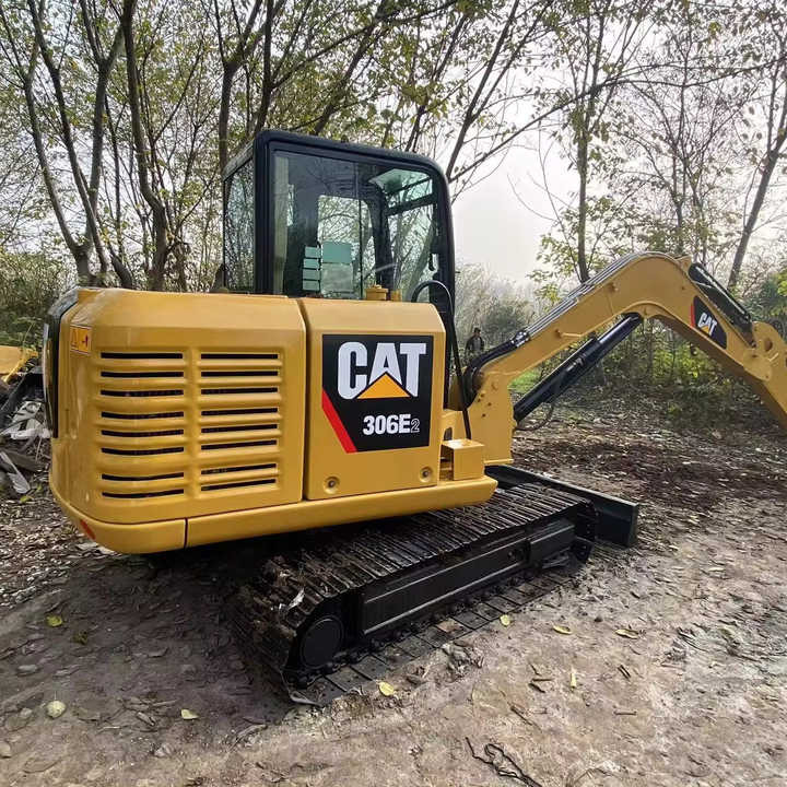 Used Crawler Caterpillar 306 Mini Excavator with High Quality Hot Sale - حفّار: صورة 1 Used Crawler Caterpillar 306 Mini Excavator with High Quality Hot Sale - حفّار: صورة 1