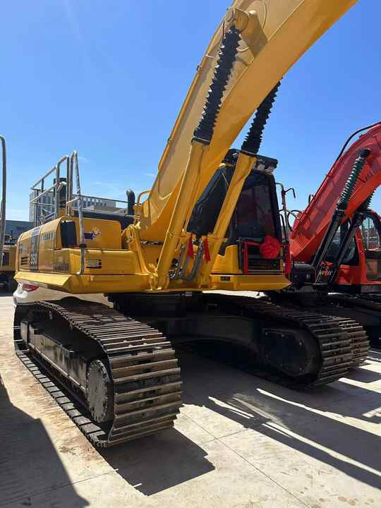 Used Japan Brand komatsu Pc350-7 with High Quality Used Engineering & Construction Machinery - حفار زاحف: صورة 4 Used Japan Brand komatsu Pc350-7 with High Quality Used Engineering & Construction Machinery - حفار زاحف: صورة 4