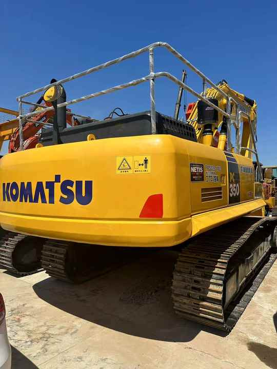 Used Japan Brand komatsu Pc350-7 with High Quality Used Engineering & Construction Machinery - حفار زاحف: صورة 2 Used Japan Brand komatsu Pc350-7 with High Quality Used Engineering & Construction Machinery - حفار زاحف: صورة 2