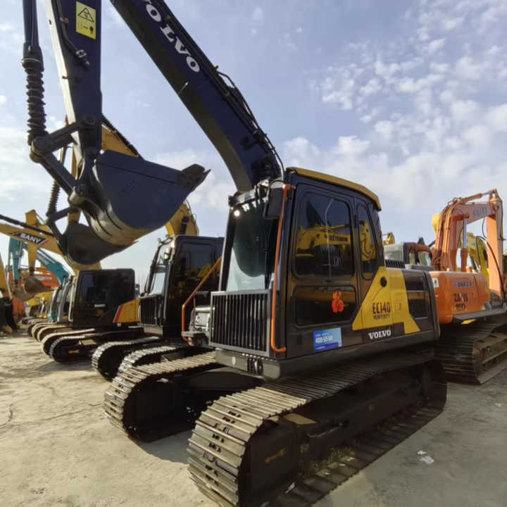 Used Volvo 14 tonne crawler excavator Volvo ec140 excavator powerful low price good quality for sale - حفار زاحف: صورة 1 Used Volvo 14 tonne crawler excavator Volvo ec140 excavator powerful low price good quality for sale - حفار زاحف: صورة 1
