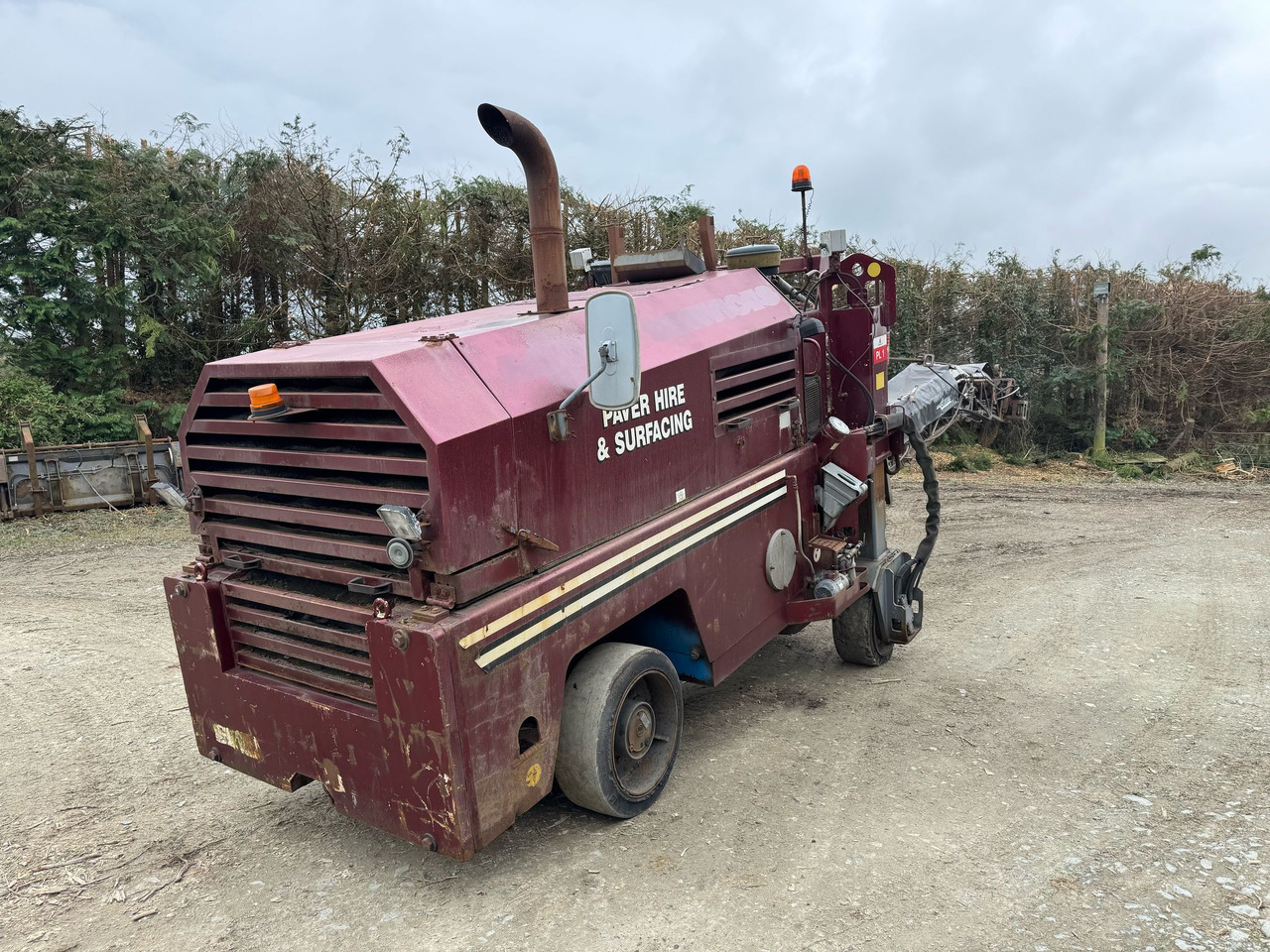WIRTGEN W1000 - ماكينة الكشط على البارد: صورة 4 WIRTGEN W1000 - ماكينة الكشط على البارد: صورة 4