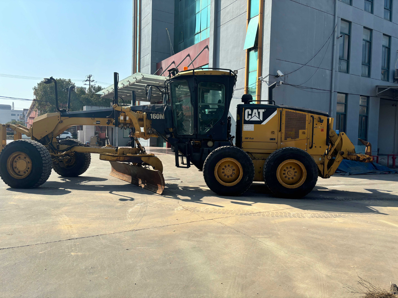 CATERPILLAR 160M - ماكينة تسوية: صورة 1 CATERPILLAR 160M - ماكينة تسوية: صورة 1