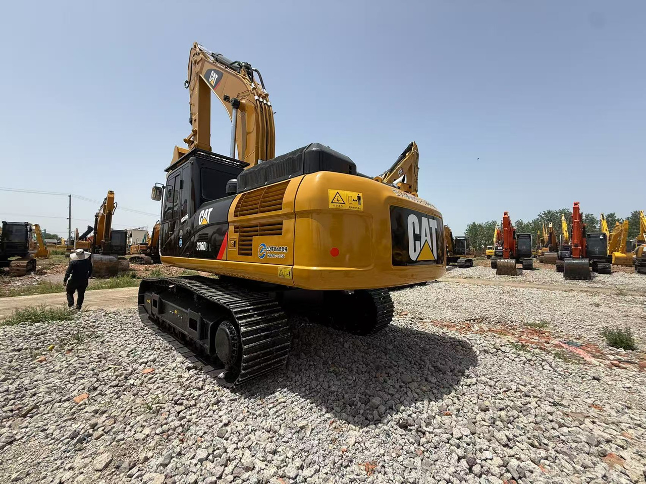 CATERPILLAR 336D2 - حفار زاحف: صورة 1 CATERPILLAR 336D2 - حفار زاحف: صورة 1