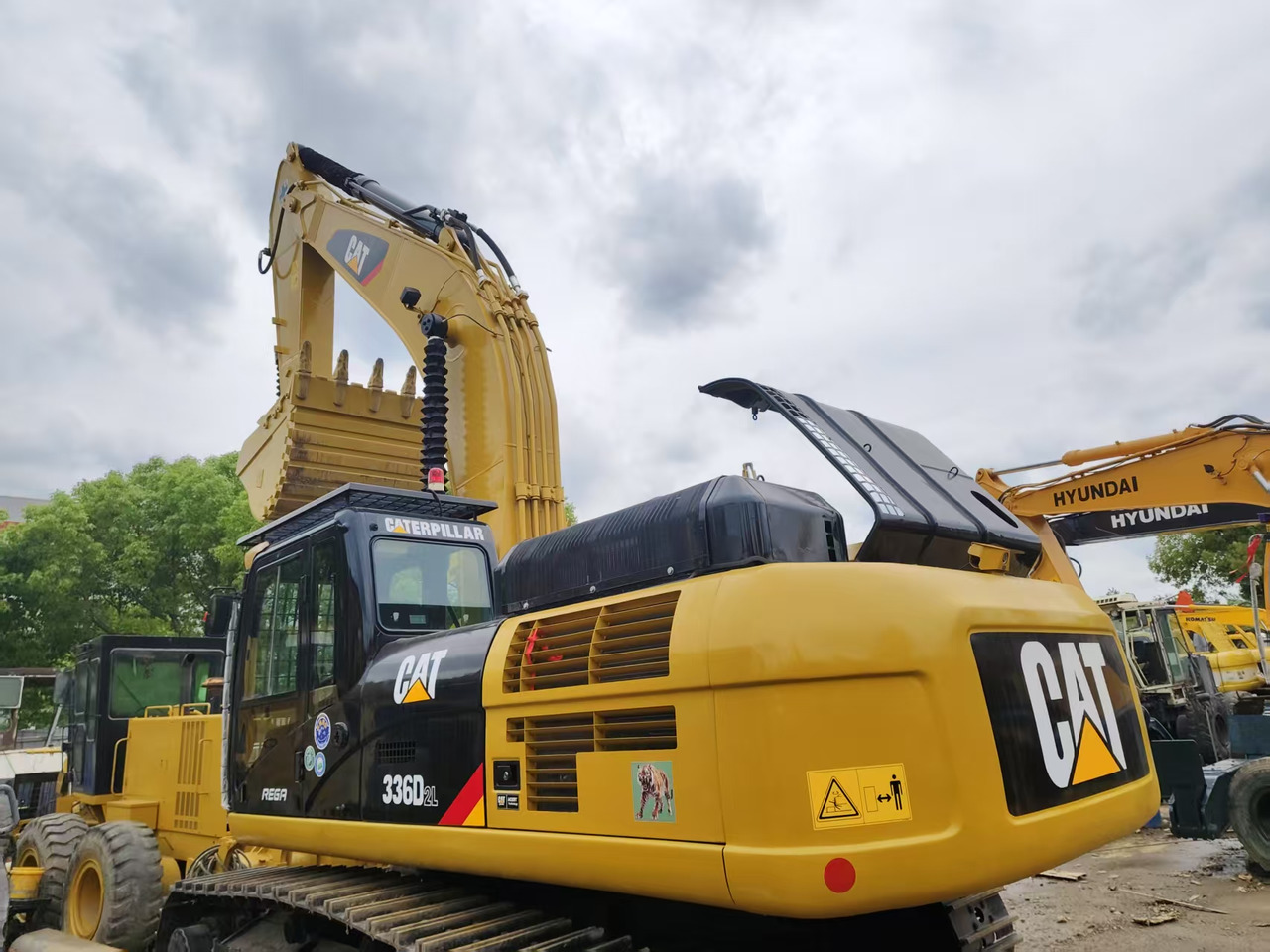CATERPILLAR 336D2 - حفار زاحف: صورة 1 CATERPILLAR 336D2 - حفار زاحف: صورة 1