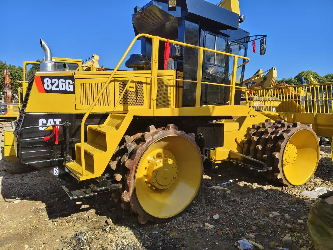 CATERPILLAR 826G - رَصَّاص الطرق: صورة 1 CATERPILLAR 826G - رَصَّاص الطرق: صورة 1