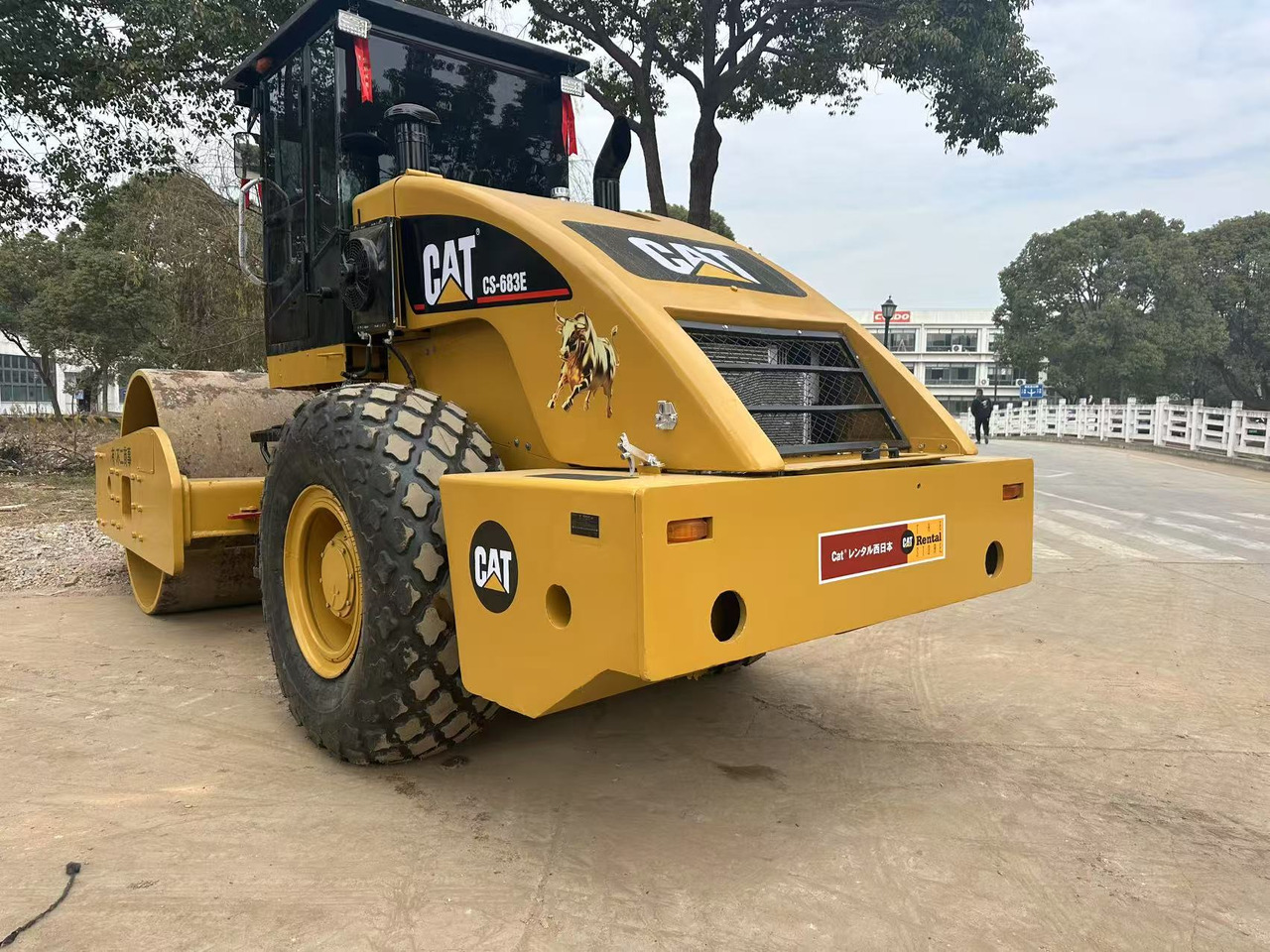 CATERPILLAR CS683E - رَصَّاص الطرق: صورة 2 CATERPILLAR CS683E - رَصَّاص الطرق: صورة 2