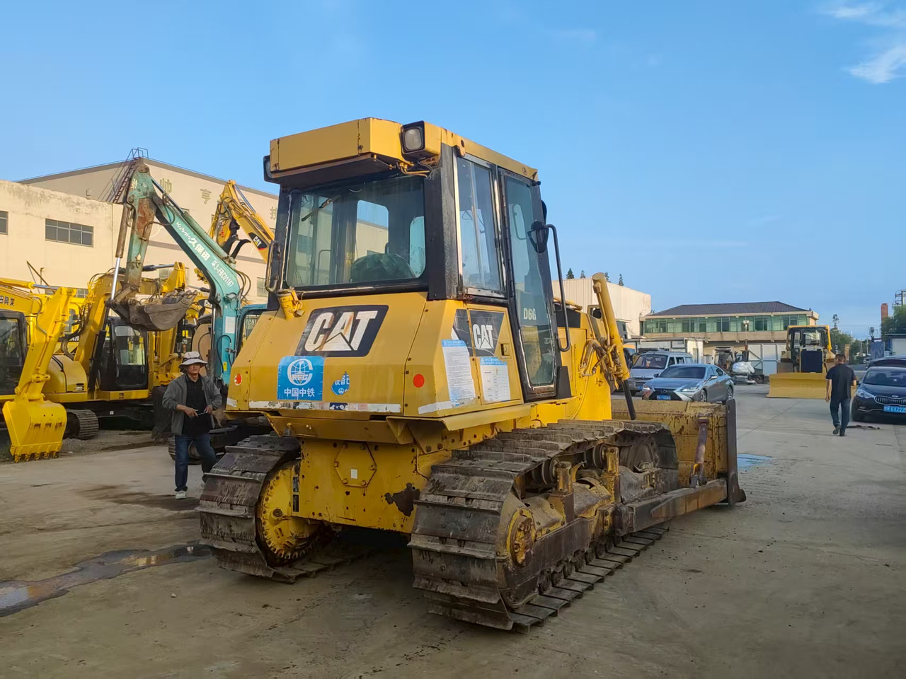 CATERPILLAR D6G - بلدوزر: صورة 4 CATERPILLAR D6G - بلدوزر: صورة 4