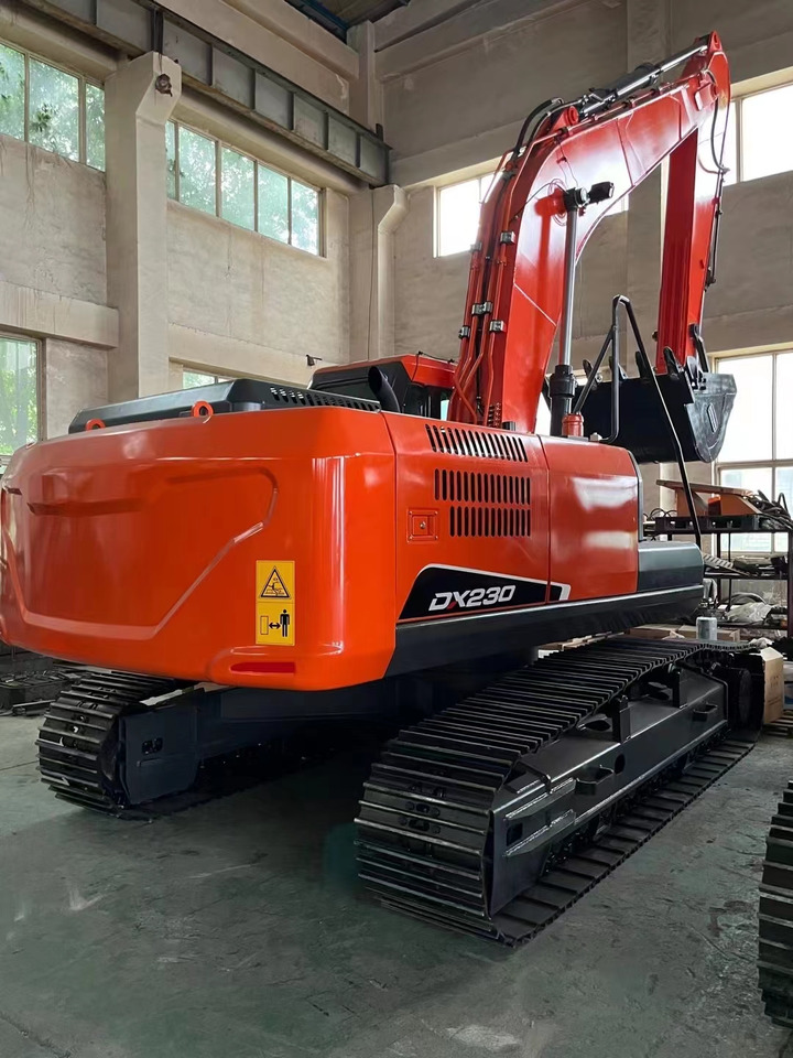 DOOSAN DX230 - حفار زاحف: صورة 2 DOOSAN DX230 - حفار زاحف: صورة 2