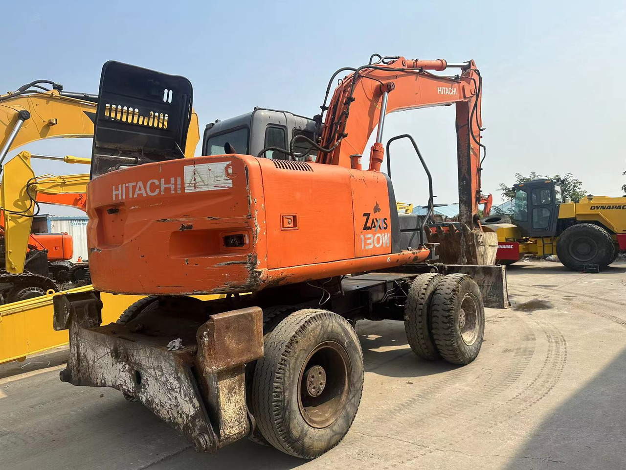 HITACHI ZX130 - حفار ذو عجلات: صورة 2 HITACHI ZX130 - حفار ذو عجلات: صورة 2