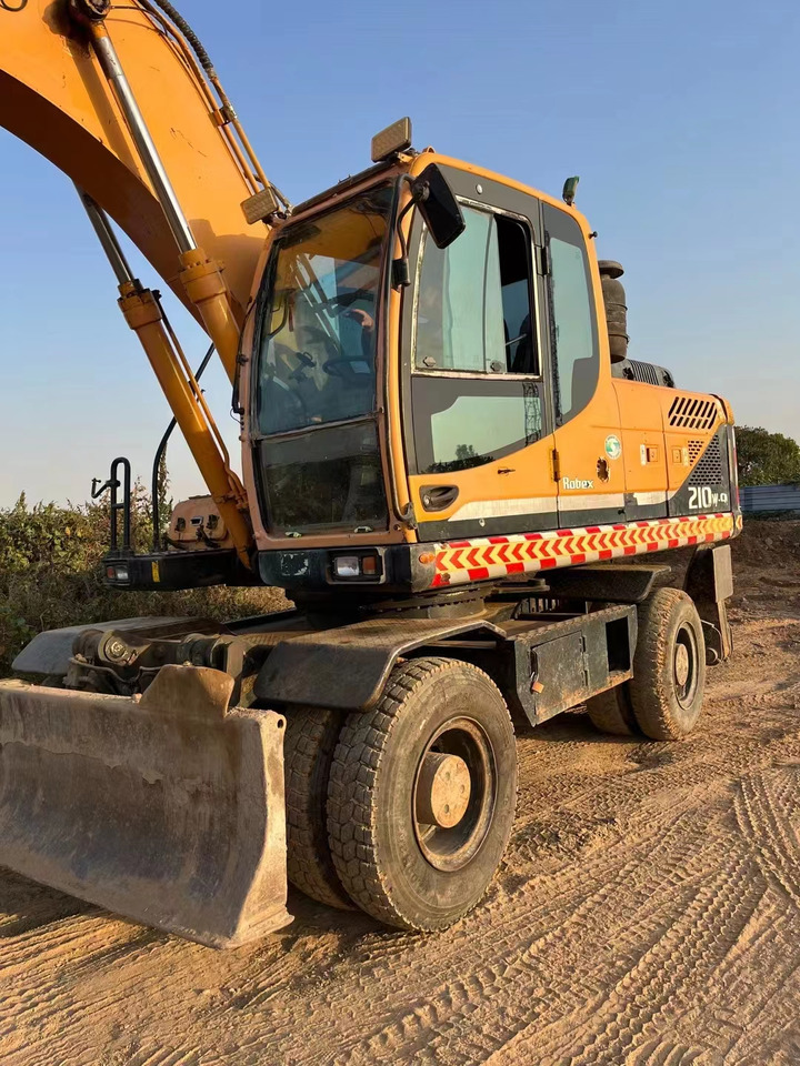 HYUNDAI R210W-9 - حفار ذو عجلات: صورة 5 HYUNDAI R210W-9 - حفار ذو عجلات: صورة 5
