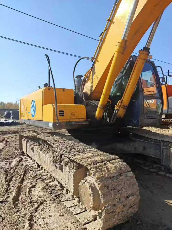 HYUNDAI R305LC-7 - حفار زاحف: صورة 2 HYUNDAI R305LC-7 - حفار زاحف: صورة 2