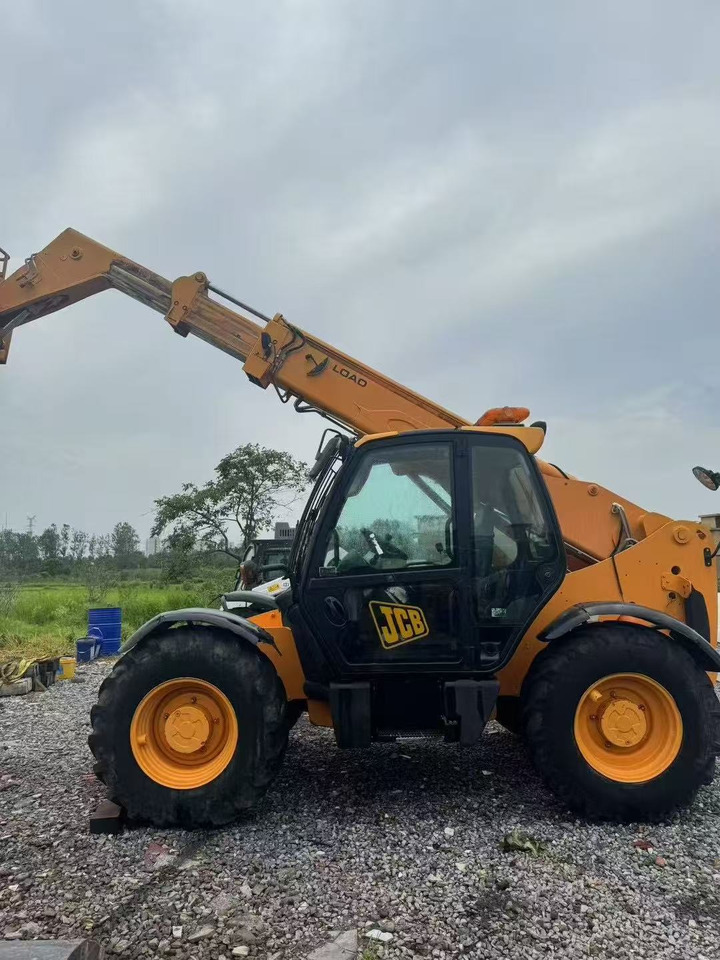 JCB 535 - آلة رفع ونقل تلسكوبية: صورة 3 JCB 535 - آلة رفع ونقل تلسكوبية: صورة 3