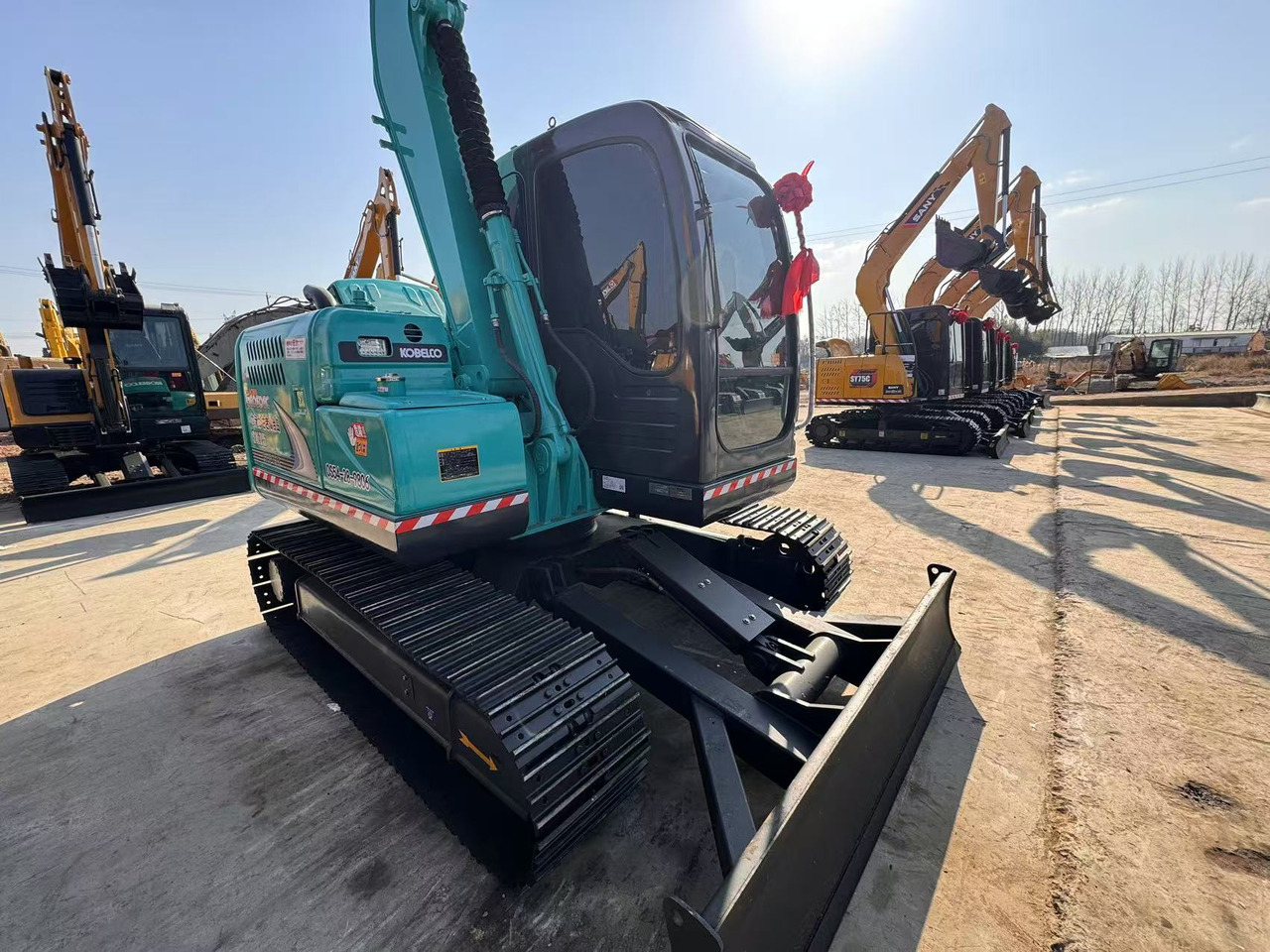 KOBELCO SK75 - حفار صغير: صورة 4 KOBELCO SK75 - حفار صغير: صورة 4