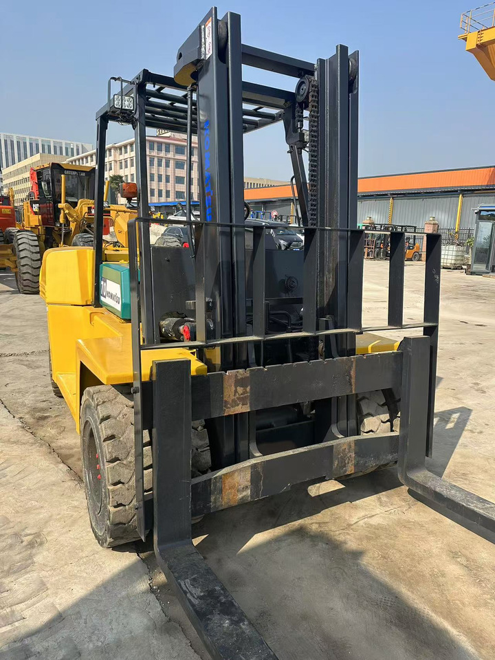 KOMATSU 7-ton - رافعة شوكية ديزل: صورة 5 KOMATSU 7-ton - رافعة شوكية ديزل: صورة 5