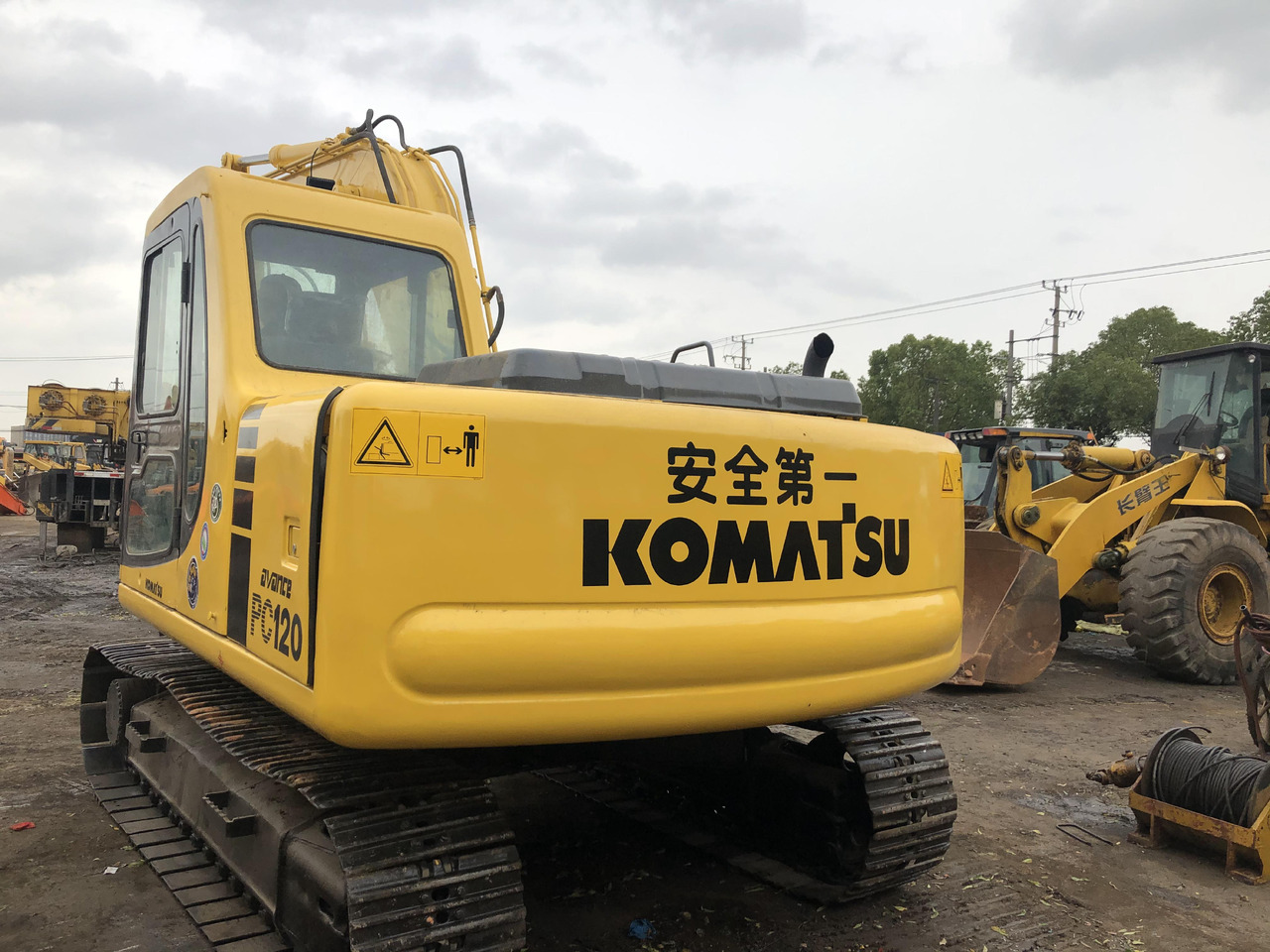 KOMATSU PC120-6 - حفار زاحف: صورة 2 KOMATSU PC120-6 - حفار زاحف: صورة 2