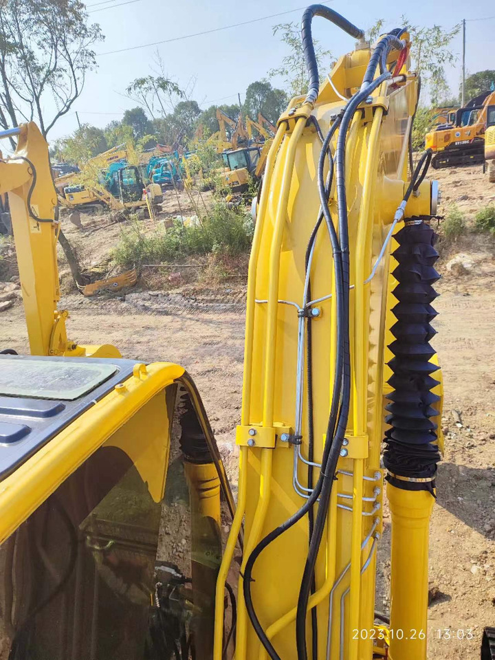 KOMATSU PC120-8 - حفار زاحف: صورة 4 KOMATSU PC120-8 - حفار زاحف: صورة 4