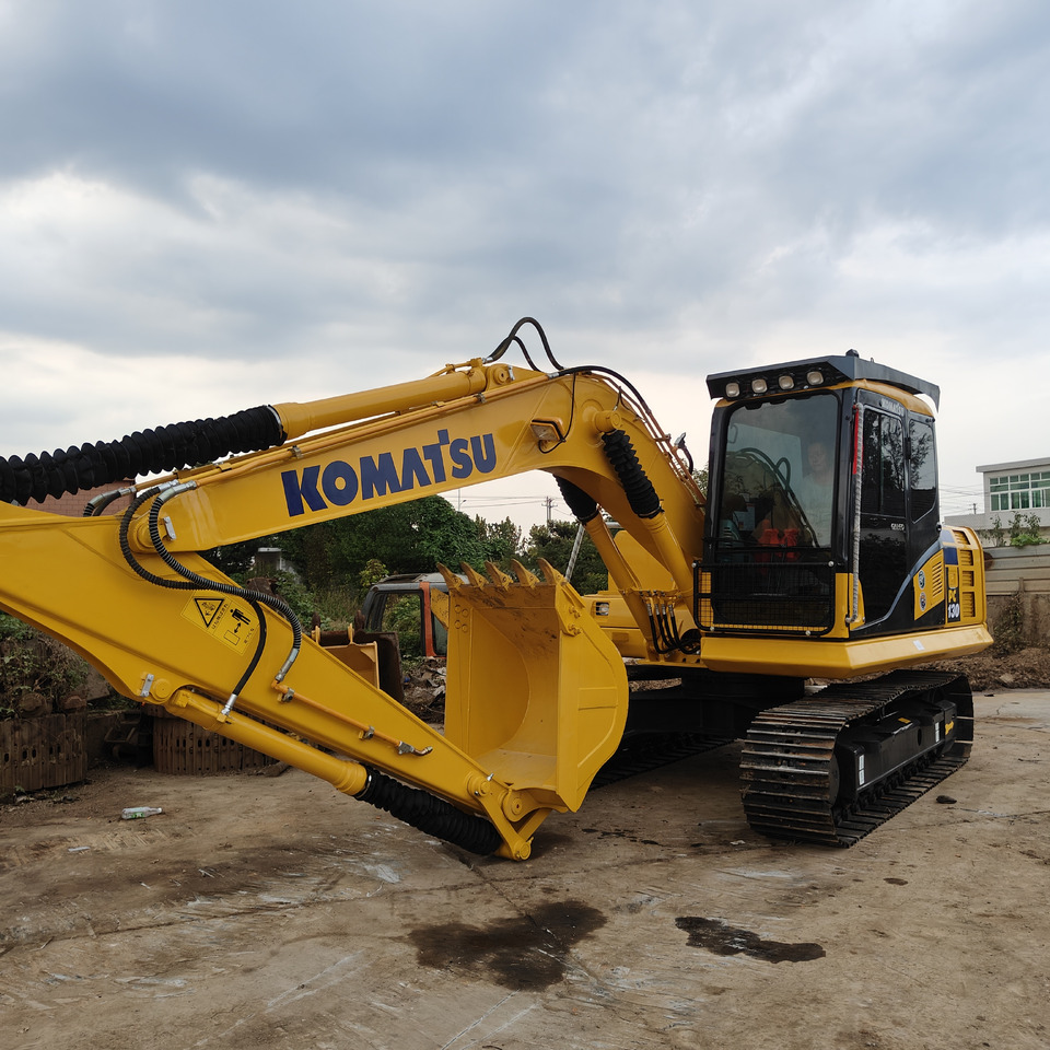 KOMATSU PC130-7 - حفار زاحف: صورة 4 KOMATSU PC130-7 - حفار زاحف: صورة 4