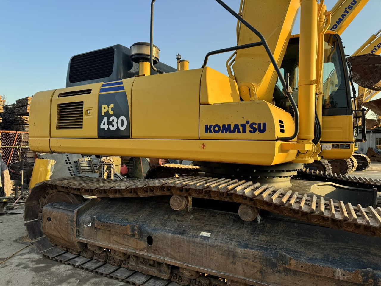 KOMATSU PC430-8 - حفار زاحف: صورة 3 KOMATSU PC430-8 - حفار زاحف: صورة 3