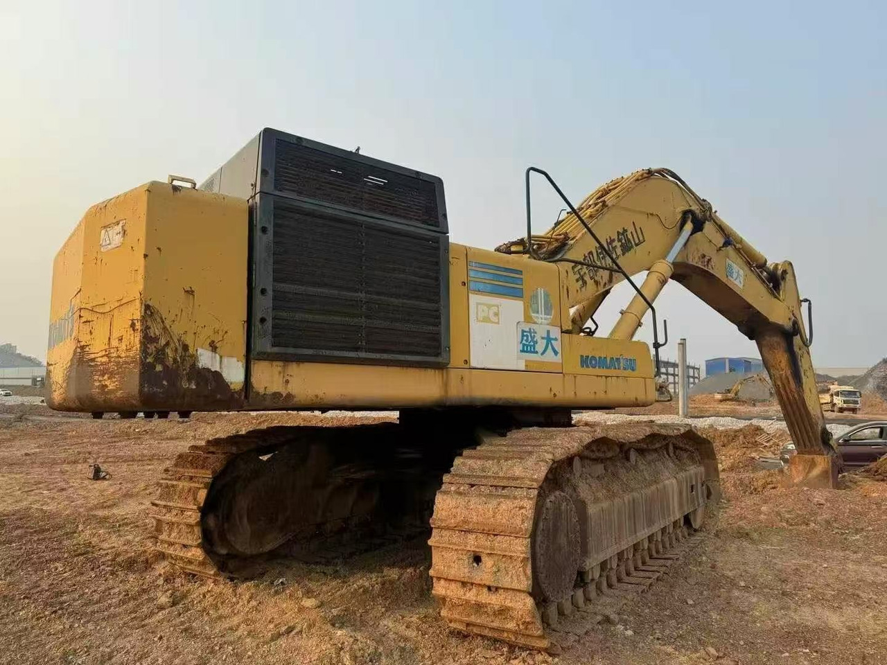 KOMATSU PC800-7 - حفار زاحف: صورة 3 KOMATSU PC800-7 - حفار زاحف: صورة 3