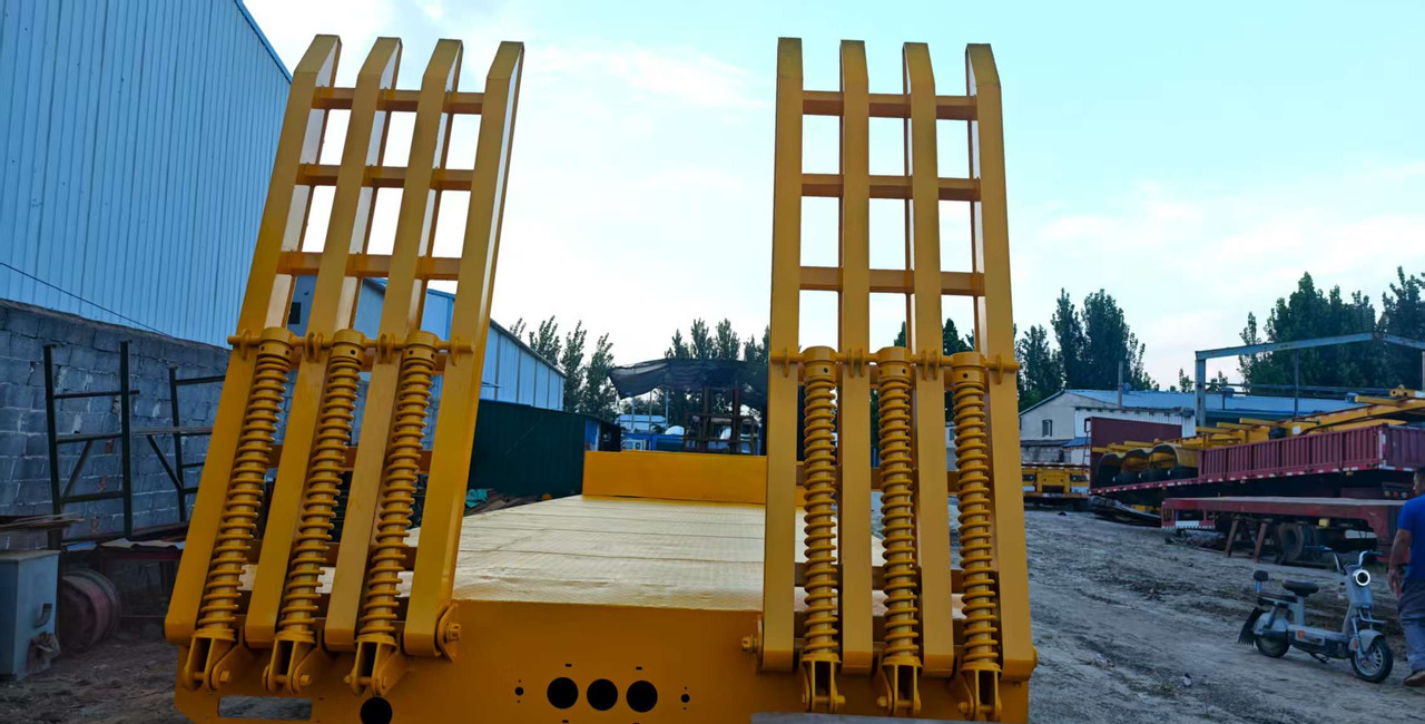 Trailer - ناقل حاوية/ مقطورة بحاوية: صورة 3 Trailer - ناقل حاوية/ مقطورة بحاوية: صورة 3