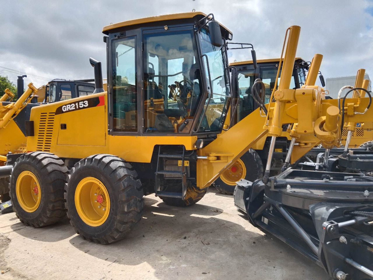 XCMG GR2153 - ماكينة تسوية: صورة 2 XCMG GR2153 - ماكينة تسوية: صورة 2