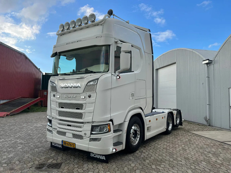 Scania 650S V8 NGS S650 - رأس تريلا: صورة 2 Scania 650S V8 NGS S650 - رأس تريلا: صورة 2