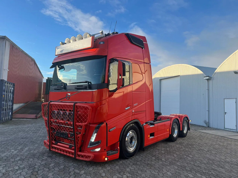 Volvo FH 16.750 FH 16 6x4 - رأس تريلا: صورة 2 Volvo FH 16.750 FH 16 6x4 - رأس تريلا: صورة 2
