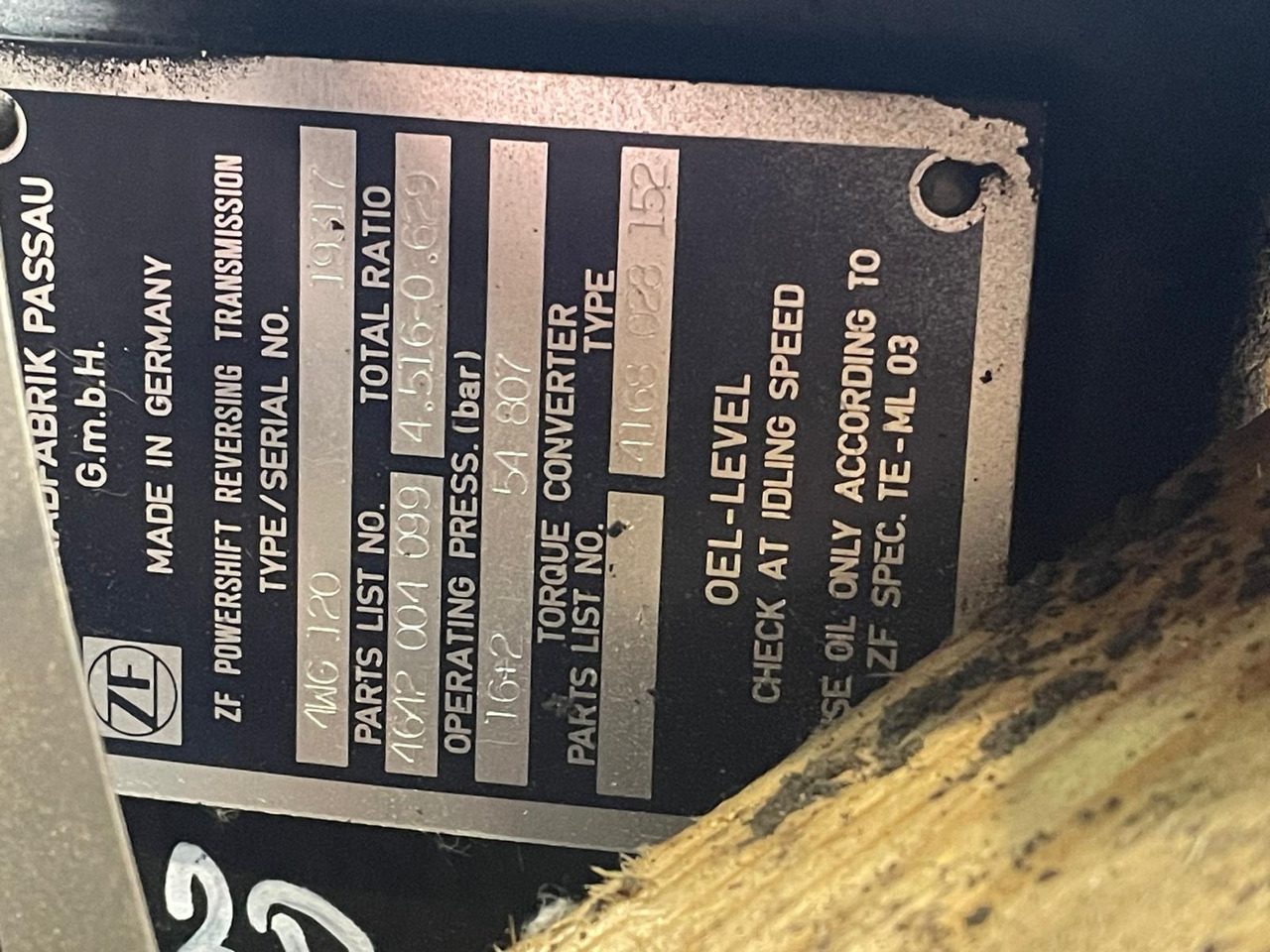 ZF 4WG120 z Ładowarki O&K L20 - صندوق التروس - اللودر: صورة 2 ZF 4WG120 z Ładowarki O&K L20 - صندوق التروس - اللودر: صورة 2