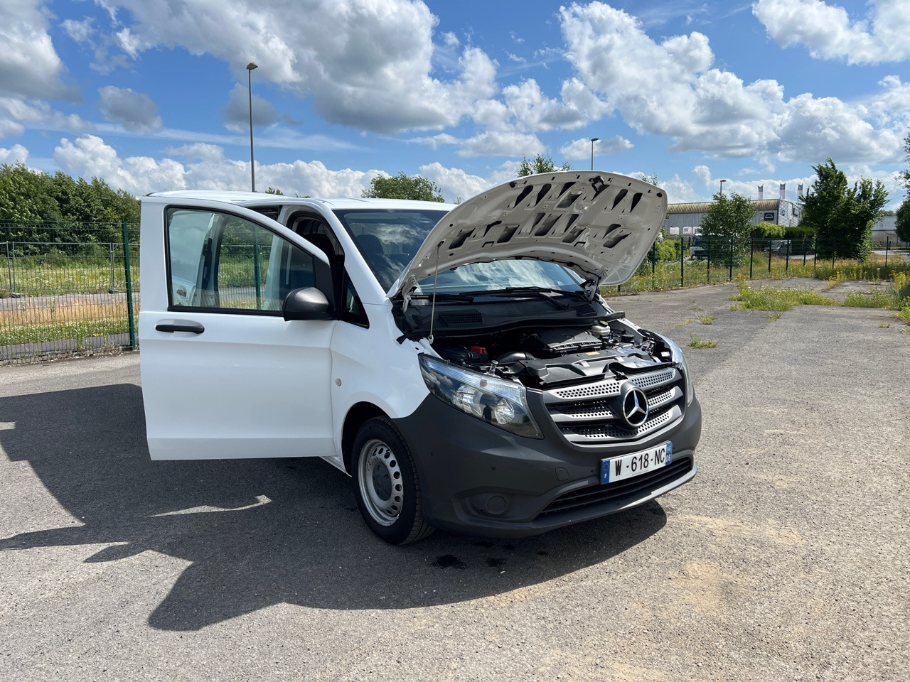 فان MERCEDES-BENZ VITO 109 Fourgon 1.6 BlueTEC Long Utilitaire: صورة 38