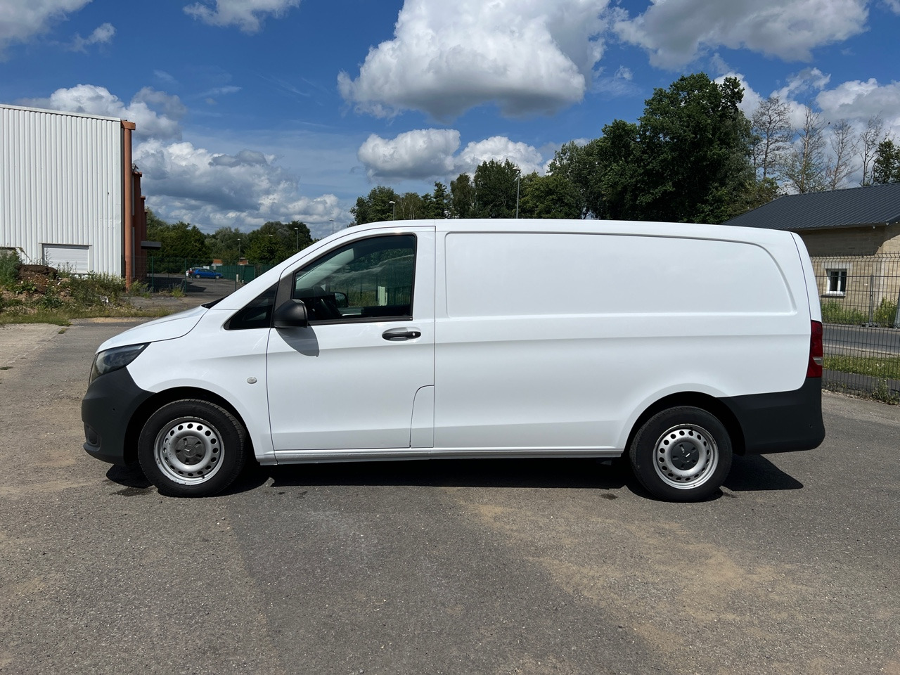 فان MERCEDES-BENZ VITO 109 Fourgon 1.6 BlueTEC Long Utilitaire: صورة 26