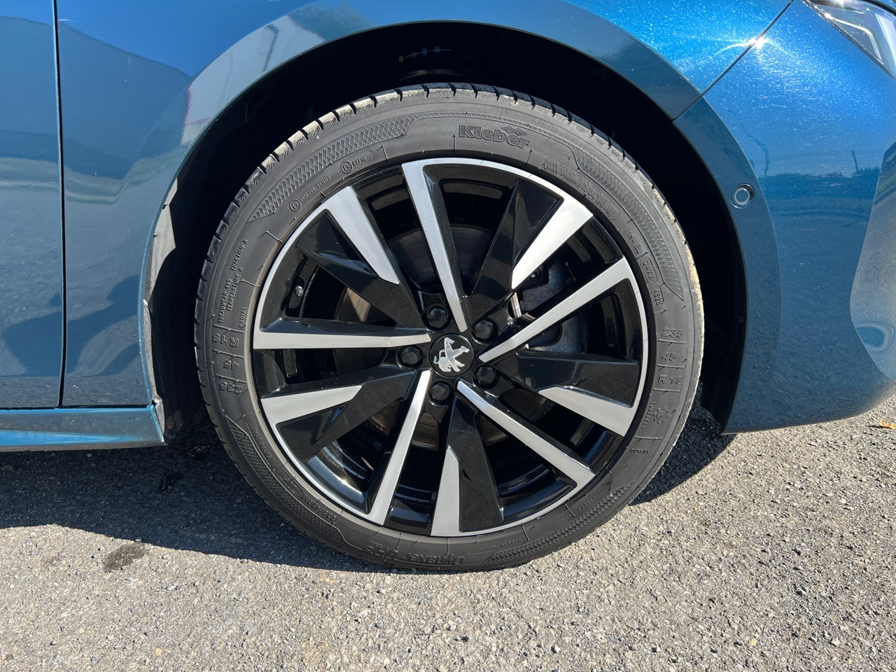 PEUGEOT 508 BlueHDi 180 ch S&S EAT8 GT - سيدان: صورة 4 PEUGEOT 508 BlueHDi 180 ch S&S EAT8 GT - سيدان: صورة 4