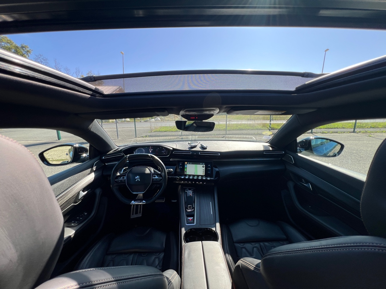 PEUGEOT 508 BlueHDi 180 ch S&S EAT8 GT - سيدان: صورة 3 PEUGEOT 508 BlueHDi 180 ch S&S EAT8 GT - سيدان: صورة 3