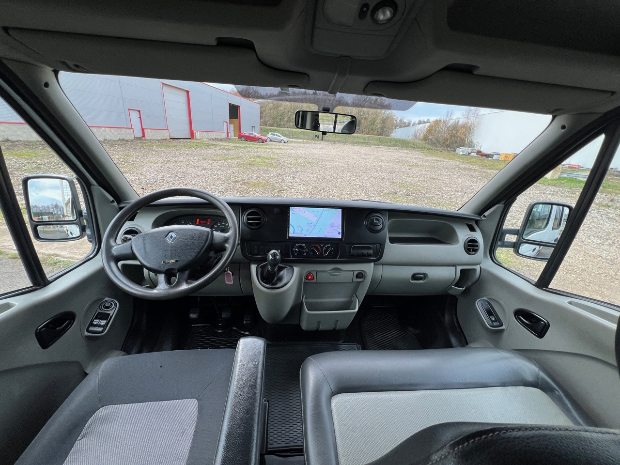 RENAULT Master Benne Double cabine DCi 120 7 Places - قلاب صغير: صورة 3 RENAULT Master Benne Double cabine DCi 120 7 Places - قلاب صغير: صورة 3
