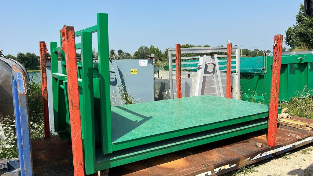 CONTAINER SCARRABILE NUOVO A PIANALE SENZA SPONDE - حاوية هوك لفت: صورة 1 CONTAINER SCARRABILE NUOVO A PIANALE SENZA SPONDE - حاوية هوك لفت: صورة 1