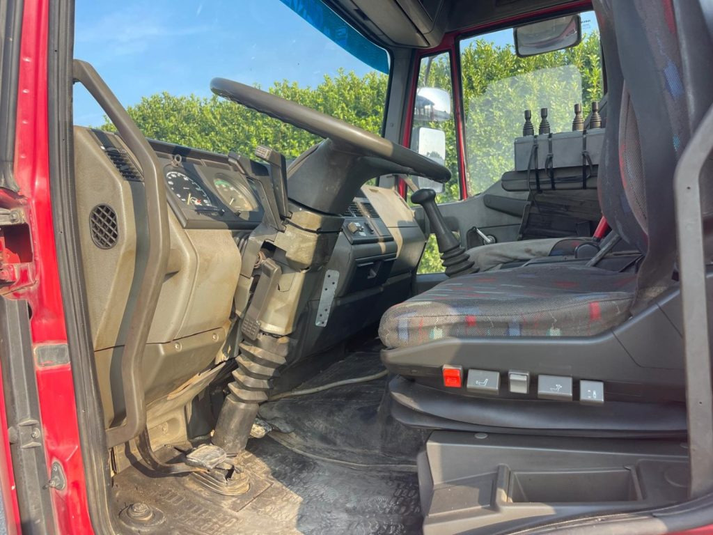 FIAT IVECO EUROCARGO 150E23 - شاحنة برافعة خطافية: صورة 3 FIAT IVECO EUROCARGO 150E23 - شاحنة برافعة خطافية: صورة 3