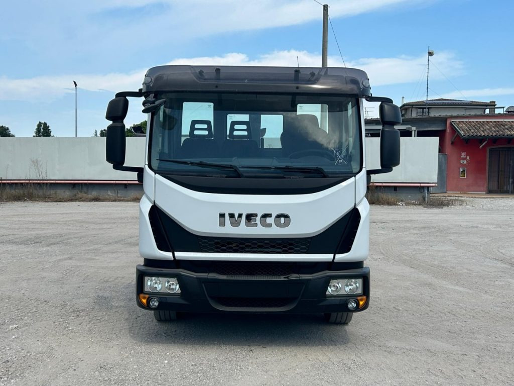 IVECO 120EL22 CON SCARRABILE NUOVO - شاحنة برافعة خطافية: صورة 2 IVECO 120EL22 CON SCARRABILE NUOVO - شاحنة برافعة خطافية: صورة 2