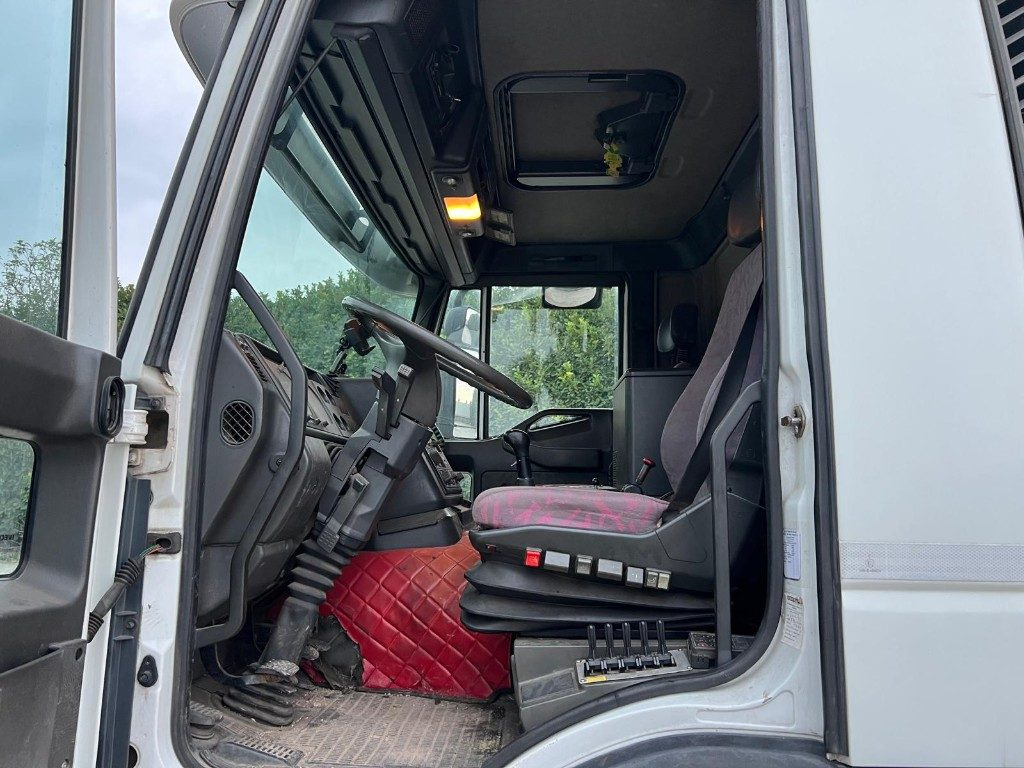 تأجير IVECO 260E43 EUROTECH USATO SCARRABILE CON GRU IVECO 260E43 EUROTECH USATO SCARRABILE CON GRU: صورة 13 تأجير IVECO 260E43 EUROTECH USATO SCARRABILE CON GRU IVECO 260E43 EUROTECH USATO SCARRABILE CON GRU: صورة 13
