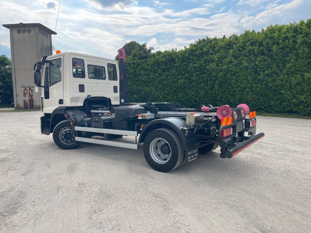 IVECO EUROCARGO 120E22 SCARRABILE - شاحنة برافعة خطافية: صورة 3 IVECO EUROCARGO 120E22 SCARRABILE - شاحنة برافعة خطافية: صورة 3