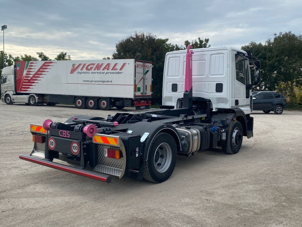 IVECO EUROCARGO 120E25 SCARRABILE - شاحنة برافعة خطافية: صورة 4 IVECO EUROCARGO 120E25 SCARRABILE - شاحنة برافعة خطافية: صورة 4
