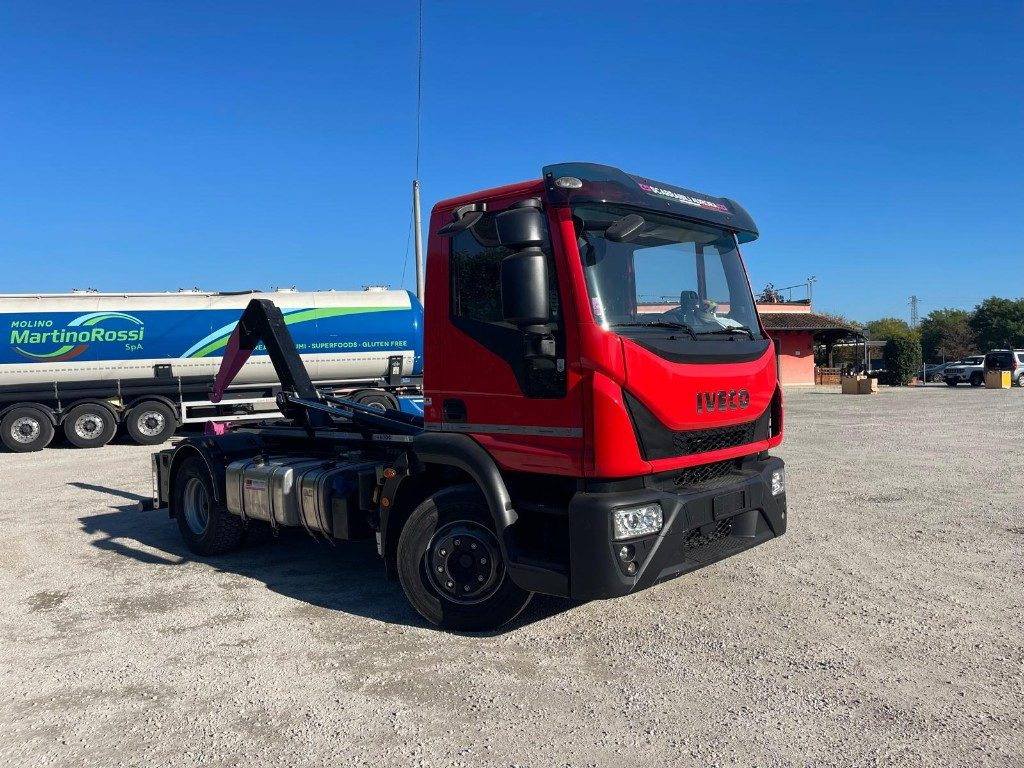 IVECO EUROCARGO 160E USATO SCARRABILE - شاحنة برافعة خطافية: صورة 2 IVECO EUROCARGO 160E USATO SCARRABILE - شاحنة برافعة خطافية: صورة 2