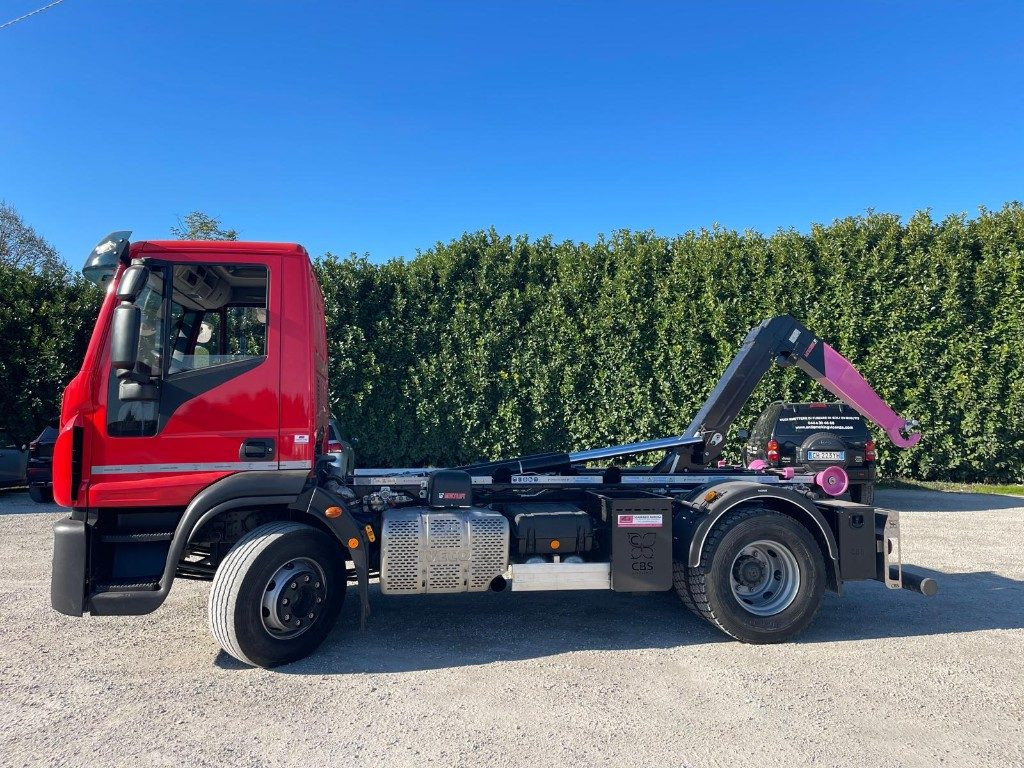 IVECO EUROCARGO 160E USATO SCARRABILE - شاحنة برافعة خطافية: صورة 5 IVECO EUROCARGO 160E USATO SCARRABILE - شاحنة برافعة خطافية: صورة 5