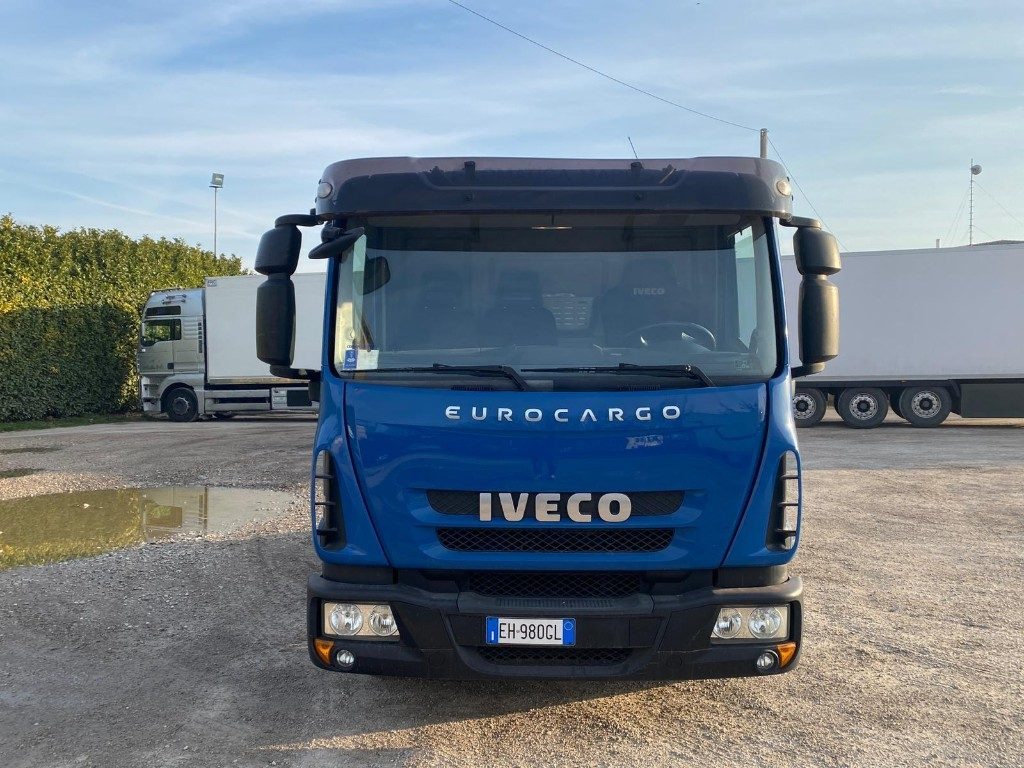 IVECO EUROCARGO 75E18 SCARRABILE - شاحنة برافعة خطافية: صورة 2 IVECO EUROCARGO 75E18 SCARRABILE - شاحنة برافعة خطافية: صورة 2