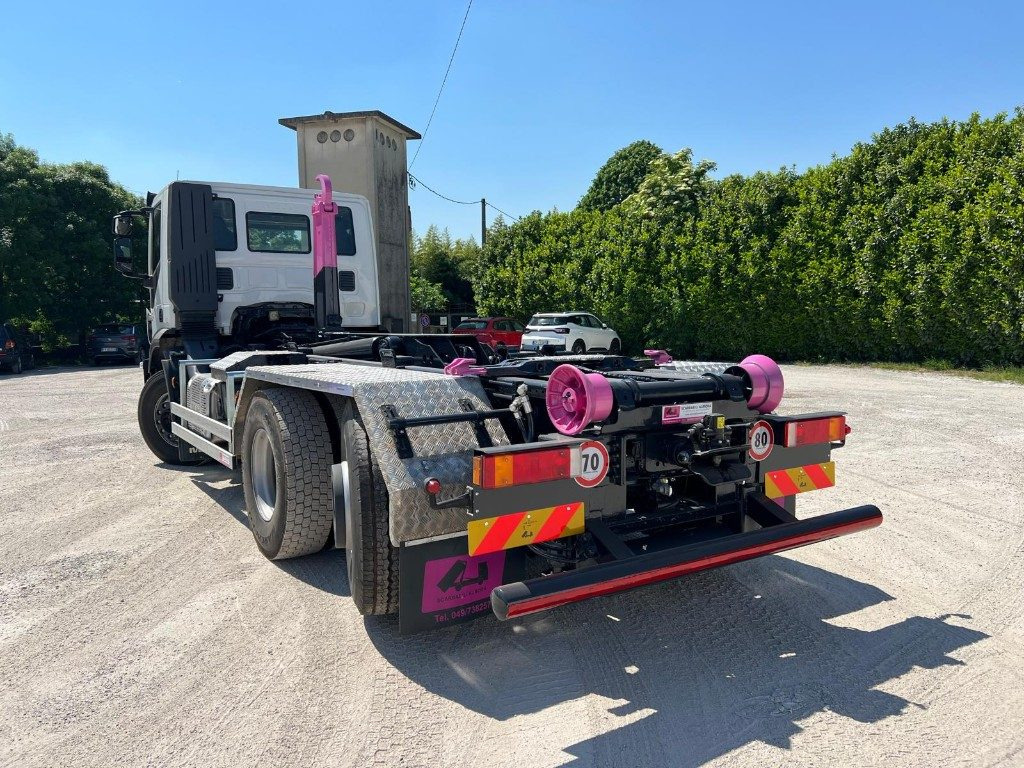 IVECO STRALIS 460 SCARRABILE - شاحنة برافعة خطافية: صورة 3 IVECO STRALIS 460 SCARRABILE - شاحنة برافعة خطافية: صورة 3